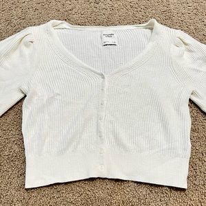Abercrombie & Fitch white button up sweater/cardigan